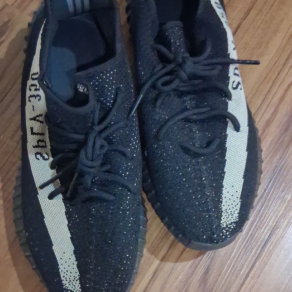Mens Yeezys